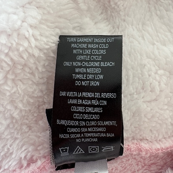 NWT- Disney Minnie & Mickey faux fur hooded pullover lounge/robe, pink- size xxl - Picture 8 of 9